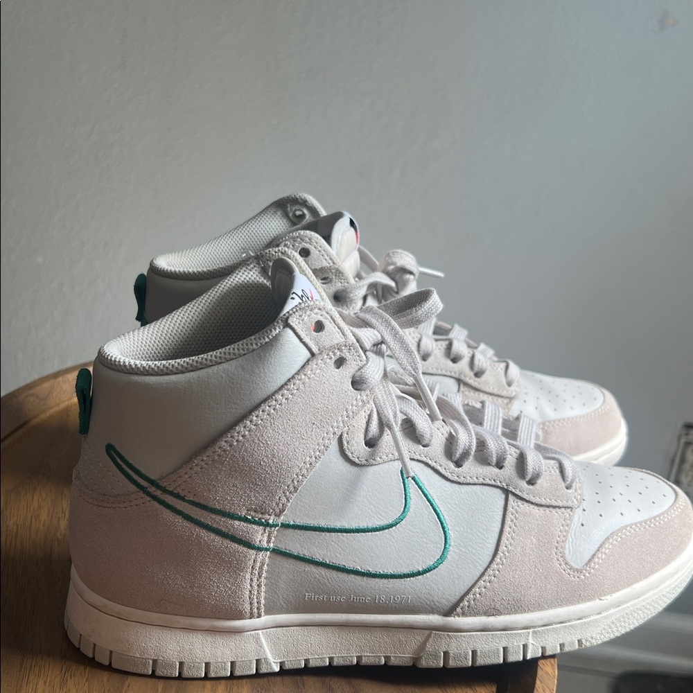 Beautiful Nike Dunk Highl women’s size 8.5